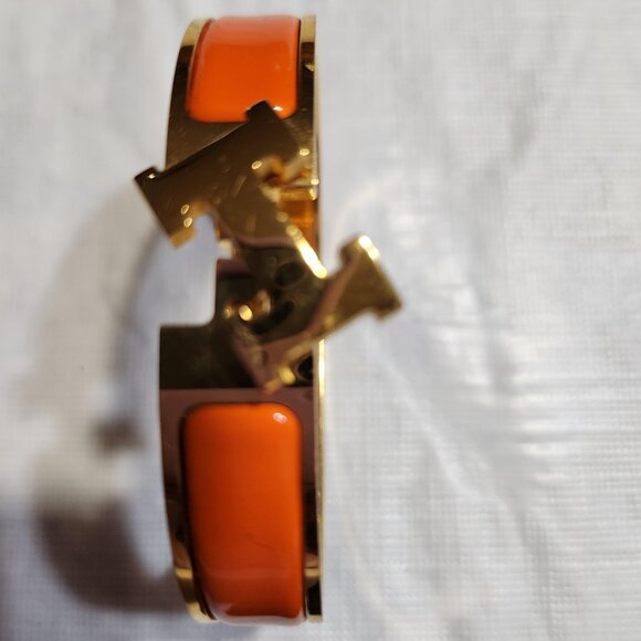 Hermes Enamel Narrow Clic Clac H Bracelet GM in Orange - Picture 2 of 8